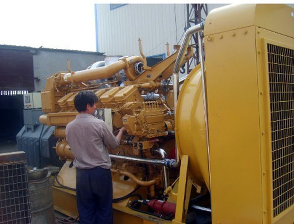 東莞發(fā)電機(jī)維修現(xiàn)場